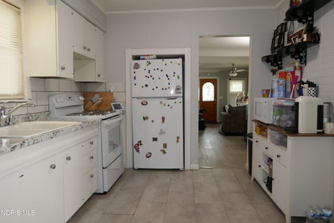 Tiny photo for 2555 Westbrook Drive, Toledo, OH 43613 (MLS # 10011045)