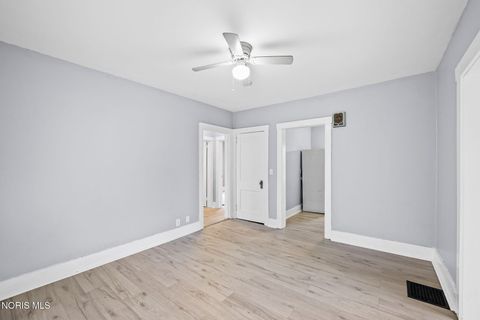 Tiny photo for 125 W Mcpherson Avenue, Findlay, OH 45840 (MLS # 10005899)