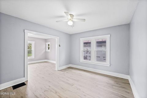 Tiny photo for 125 W Mcpherson Avenue, Findlay, OH 45840 (MLS # 10005899)