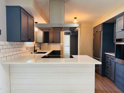 Tiny photo for 2605 Eton Place, Findlay, OH 45840 (MLS # 10004573)