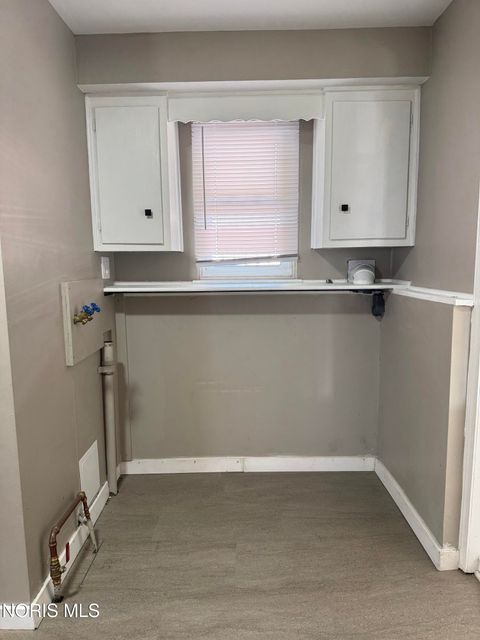 Tiny photo for 2605 Eton Place, Findlay, OH 45840 (MLS # 10004573)