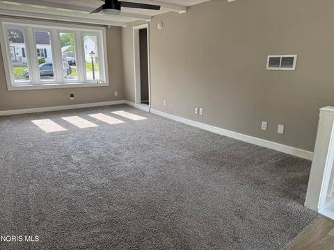 Tiny photo for 2605 Eton Place, Findlay, OH 45840 (MLS # 10004573)