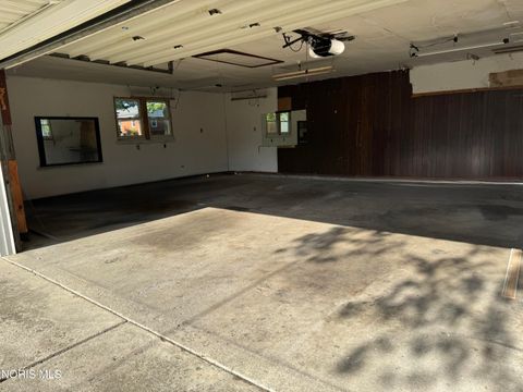 Tiny photo for 2605 Eton Place, Findlay, OH 45840 (MLS # 10004573)