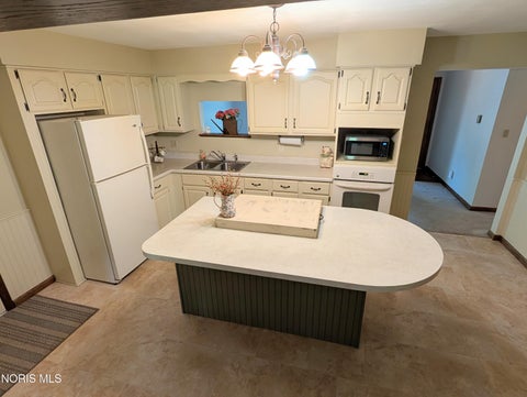 Tiny photo for 21937 Switzer Road, Defiance, OH 43512 (MLS # 10013199)