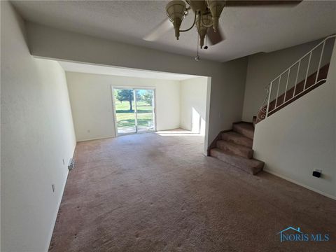 Tiny photo for 744 Fairway Drive #Apt 30, Wauseon, OH 43567 (MLS # 6137001)