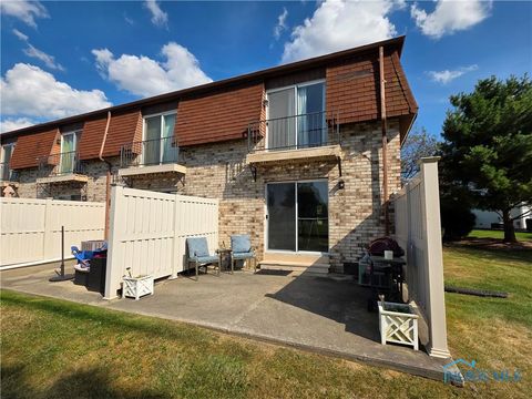 Tiny photo for 744 Fairway Drive #Apt 30, Wauseon, OH 43567 (MLS # 6137001)