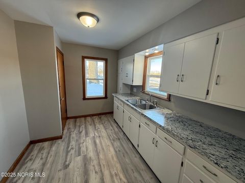 Tiny photo for 502 Brighton Avenue, Toledo, OH 43609 (MLS # 10002075)