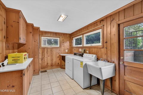 Tiny photo for 3226 Hargo Road, Toledo, OH 43606 (MLS # 10014217)