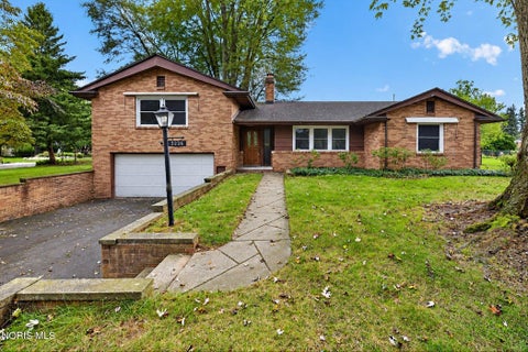 Tiny photo for 3226 Hargo Road, Toledo, OH 43606 (MLS # 10014217)