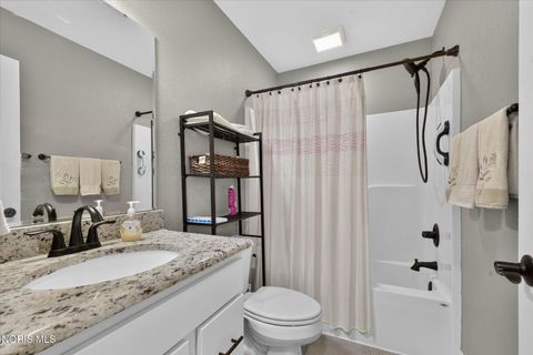 Tiny photo for 5909 Haefner Road, Toledo, OH 43615 (MLS # 10010255)