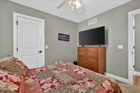 Tiny photo for 5909 Haefner Road, Toledo, OH 43615 (MLS # 10010255)