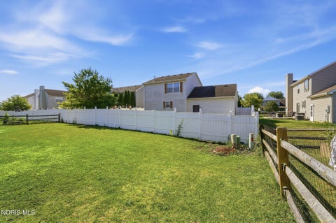 Tiny photo for 827 Wood Sorrel Lane, Perrysburg, OH 43551 (MLS # 10011460)