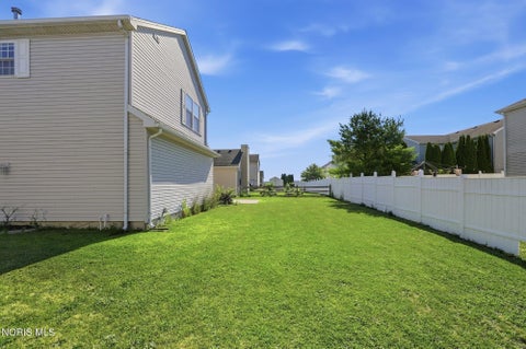 Tiny photo for 827 Wood Sorrel Lane, Perrysburg, OH 43551 (MLS # 10011460)