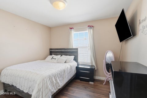 Tiny photo for 827 Wood Sorrel Lane, Perrysburg, OH 43551 (MLS # 10011460)