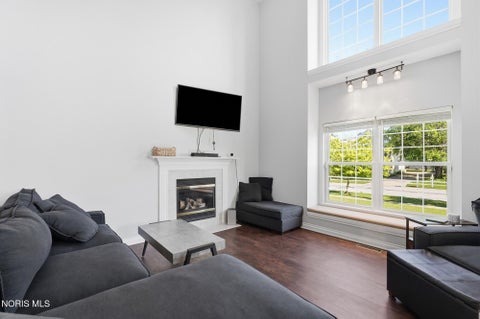 Tiny photo for 827 Wood Sorrel Lane, Perrysburg, OH 43551 (MLS # 10011460)