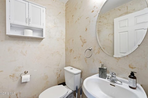 Tiny photo for 827 Wood Sorrel Lane, Perrysburg, OH 43551 (MLS # 10011460)