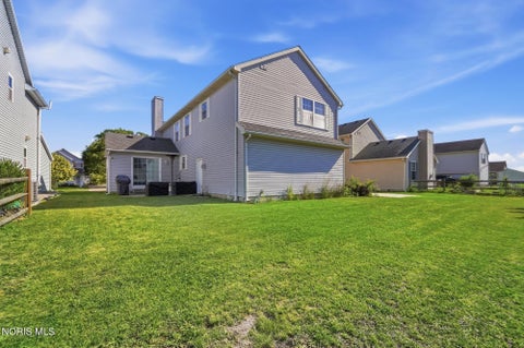 Tiny photo for 827 Wood Sorrel Lane, Perrysburg, OH 43551 (MLS # 10011460)