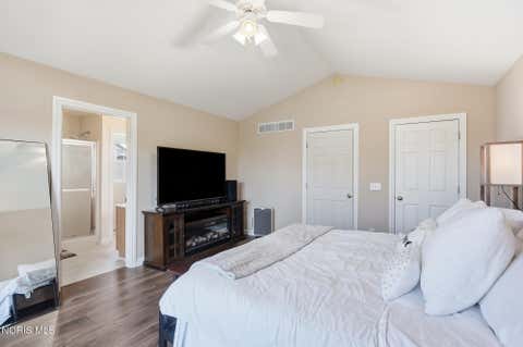 Tiny photo for 827 Wood Sorrel Lane, Perrysburg, OH 43551 (MLS # 10011460)