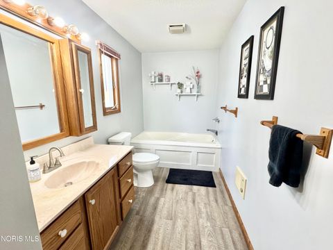 Tiny photo for 890 Dolan Street, Defiance, OH 43512 (MLS # 10004354)