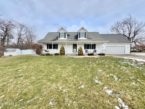 Photo of 890 Dolan Street, Defiance, OH 43512 (MLS # 10004354)