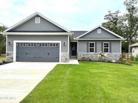 Homes For Sale - 6634 Long Street<br/> Whitehouse, OH 43571