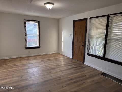 Tiny photo for 1023 Heston Street, Toledo, OH 43607 (MLS # 10009592)