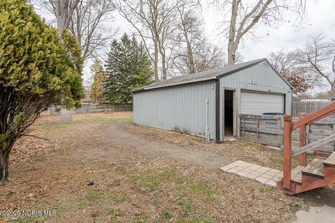 Tiny photo for 6106 Hill Avenue, Toledo, OH 43615 (MLS # 10001908)