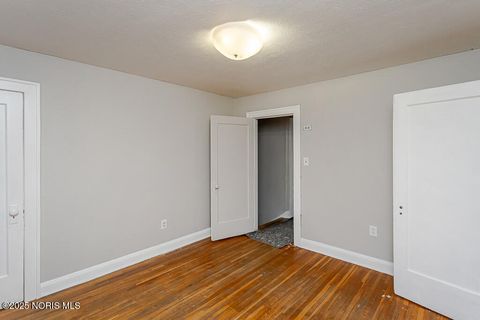 Tiny photo for 6106 Hill Avenue, Toledo, OH 43615 (MLS # 10001908)