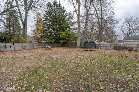 Tiny photo for 6106 Hill Avenue, Toledo, OH 43615 (MLS # 10001908)