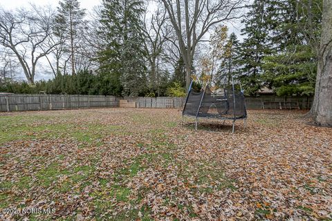 Tiny photo for 6106 Hill Avenue, Toledo, OH 43615 (MLS # 10001908)