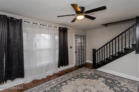 Tiny photo for 6106 Hill Avenue, Toledo, OH 43615 (MLS # 10001908)