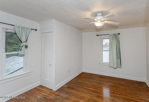 Tiny photo for 6106 Hill Avenue, Toledo, OH 43615 (MLS # 10001908)