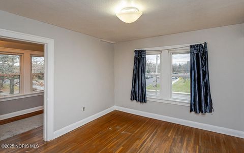 Tiny photo for 6106 Hill Avenue, Toledo, OH 43615 (MLS # 10001908)