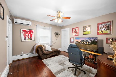 Tiny photo for 25854 Mccutcheonville Road, Perrysburg, OH 43551 (MLS # 10004473)