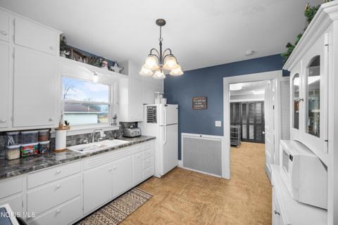 Tiny photo for 25854 Mccutcheonville Road, Perrysburg, OH 43551 (MLS # 10004473)