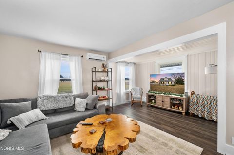 Tiny photo for 25854 Mccutcheonville Road, Perrysburg, OH 43551 (MLS # 10004473)