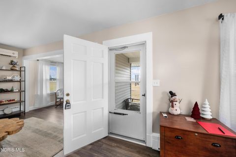 Tiny photo for 25854 Mccutcheonville Road, Perrysburg, OH 43551 (MLS # 10004473)