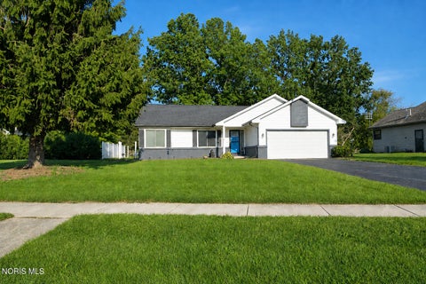 Photo of 105 Dogwood Drive, Swanton, OH 43558 (MLS # 10012945)