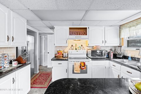 Tiny photo for 7130 Angola Road, Holland, OH 43528 (MLS # 10002391)