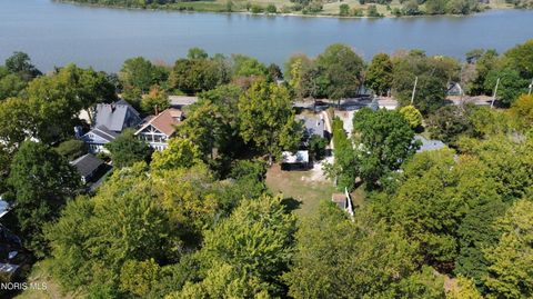 Tiny photo for 28968 E River Road, Perrysburg, OH 43551 (MLS # 10009929)