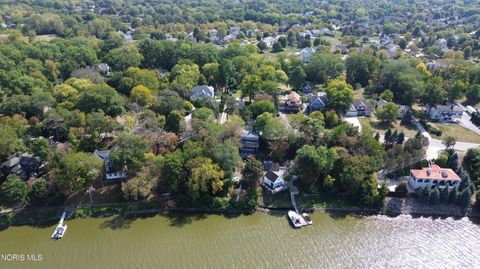 Tiny photo for 28968 E River Road, Perrysburg, OH 43551 (MLS # 10009929)