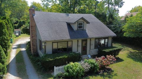 Tiny photo for 28968 E River Road, Perrysburg, OH 43551 (MLS # 10009929)