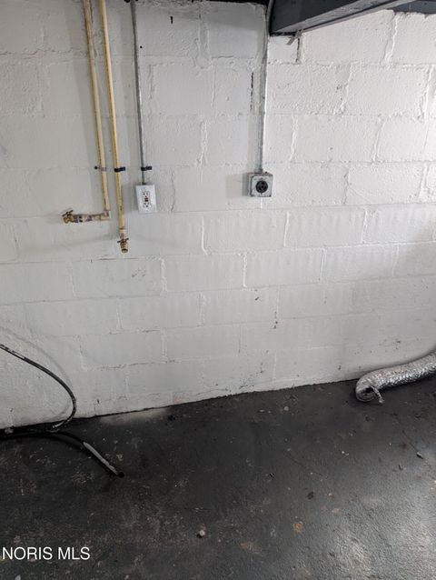 Tiny photo for 1118 Alldays Avenue, Toledo, OH 43607 (MLS # 10005093)