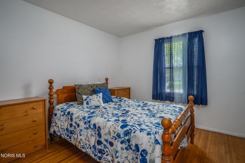 Tiny photo for 5006 Lynbridge Lane, Toledo, OH 43614 (MLS # 10007194)