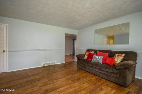 Tiny photo for 5006 Lynbridge Lane, Toledo, OH 43614 (MLS # 10007194)