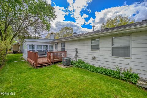 Tiny photo for 5006 Lynbridge Lane, Toledo, OH 43614 (MLS # 10007194)