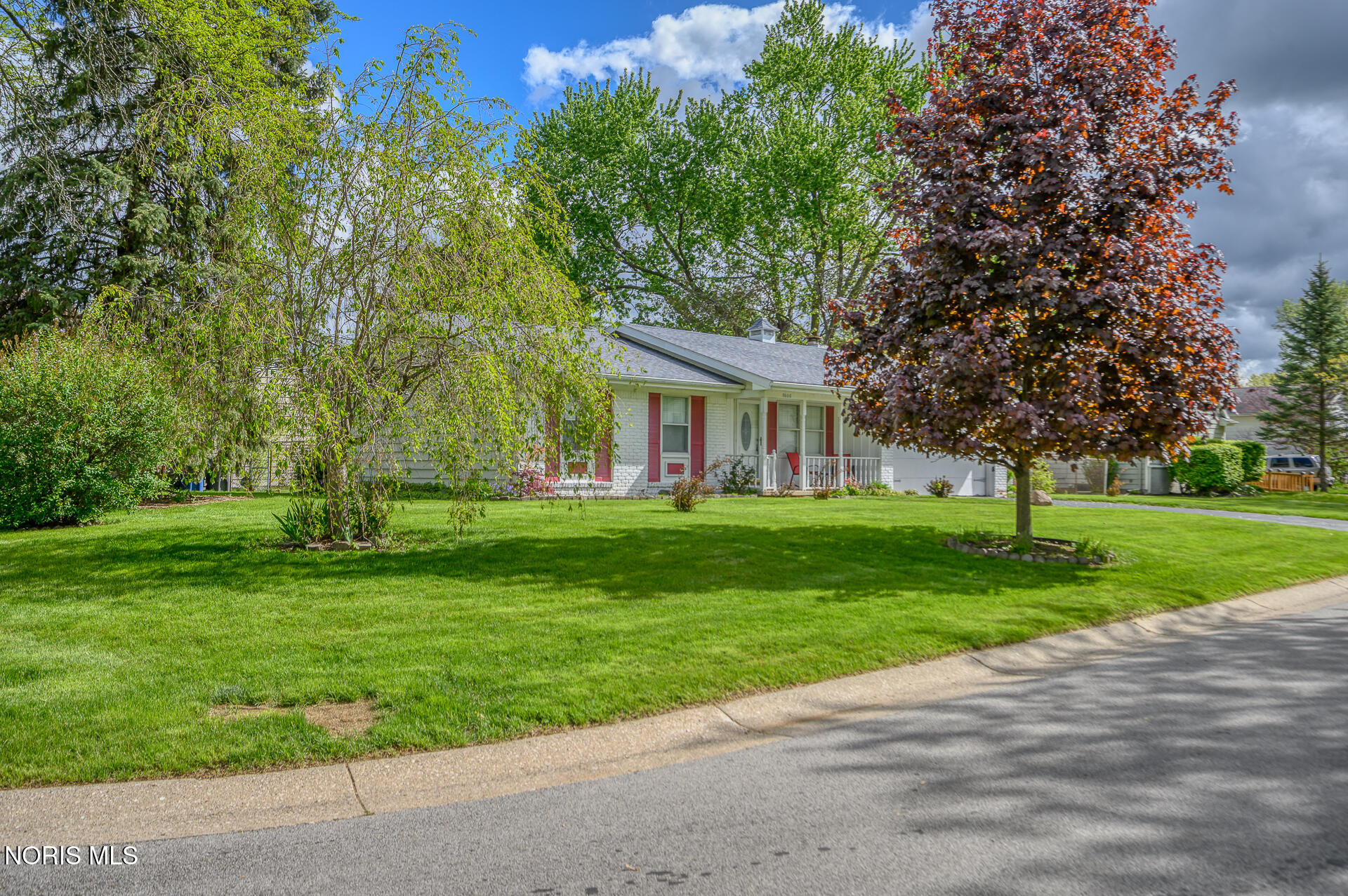 5006 Lynbridge Lane