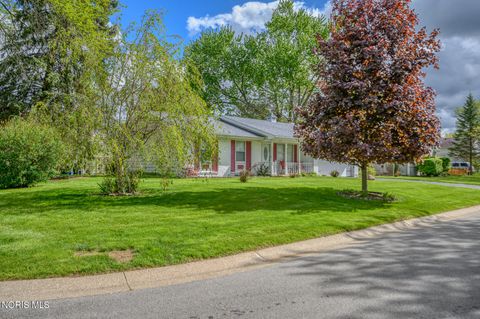 Tiny photo for 5006 Lynbridge Lane, Toledo, OH 43614 (MLS # 10007194)