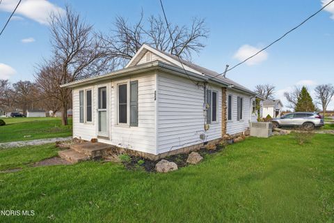 Photo of 224 Linwood Avenue, Sandusky, OH 44870 (MLS # 10005974)