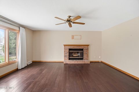 Tiny photo for 2312 Ashton Court, Maumee, OH 43537 (MLS # 10005333)